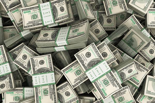 You are currently viewing Incredible Ways To Make Money By Writing Blogs.